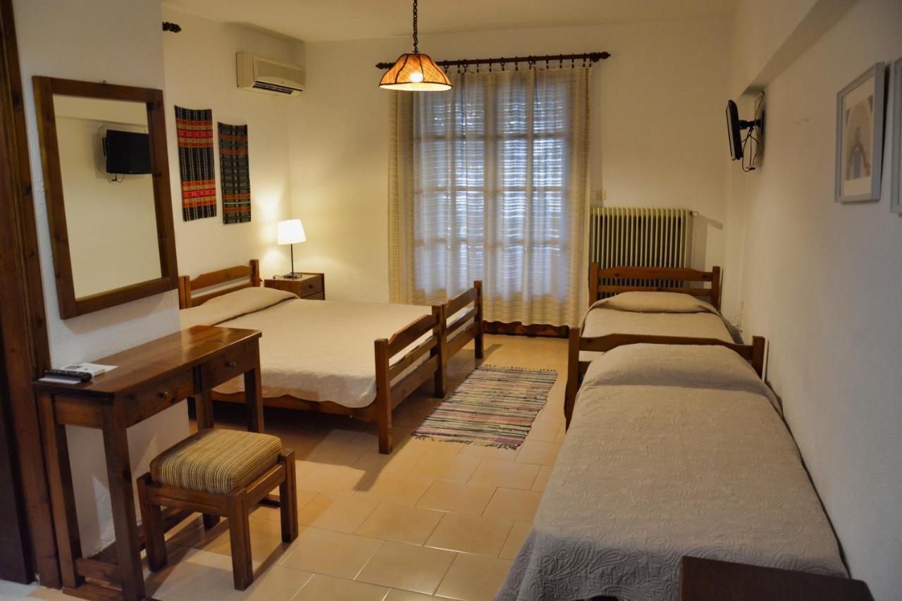 Papatzikos Traditional Guesthouse Неос Мармарас Екстериор снимка