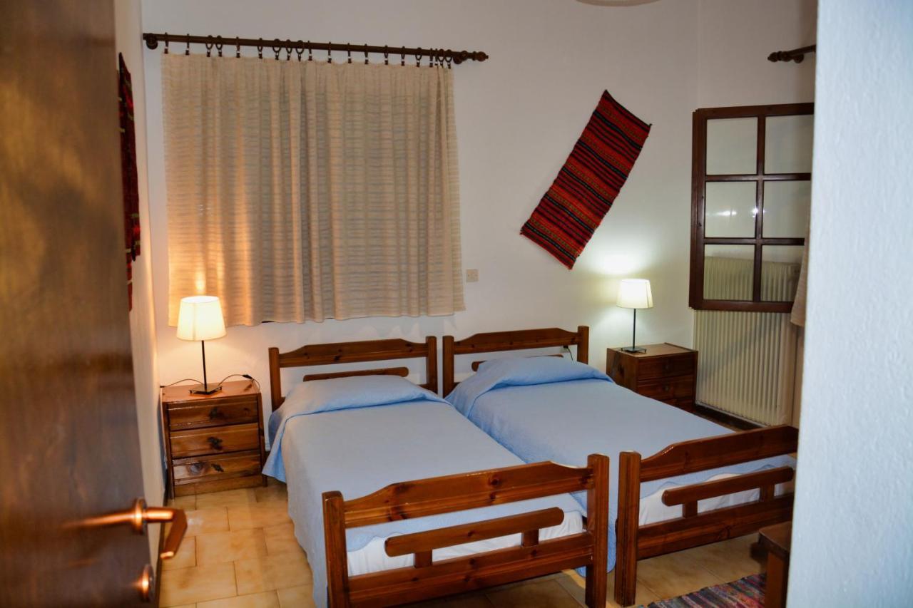 Papatzikos Traditional Guesthouse Неос Мармарас Екстериор снимка