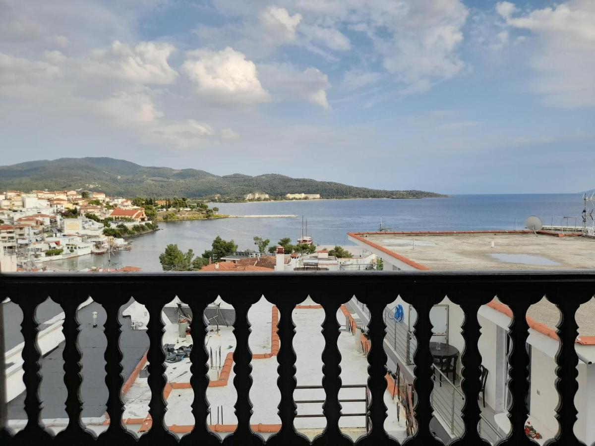 Papatzikos Traditional Guesthouse Неос Мармарас Екстериор снимка