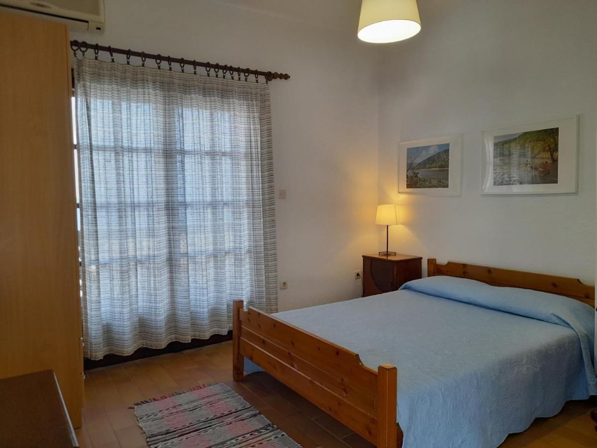 Papatzikos Traditional Guesthouse Неос Мармарас Екстериор снимка