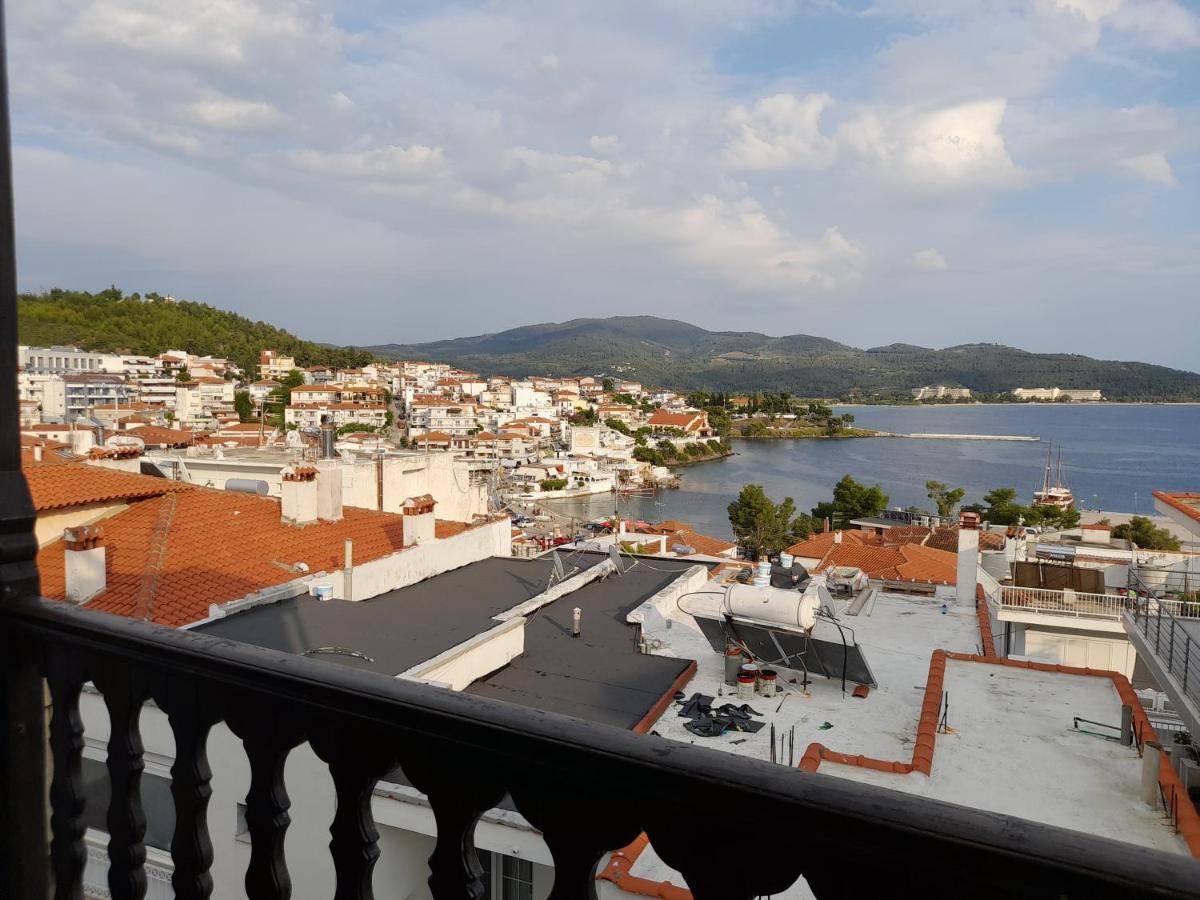 Papatzikos Traditional Guesthouse Неос Мармарас Екстериор снимка
