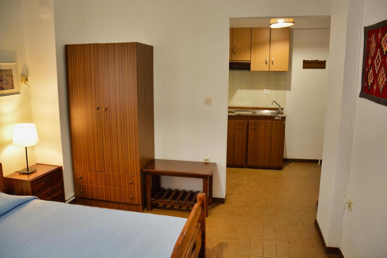Papatzikos Traditional Guesthouse Неос Мармарас Екстериор снимка