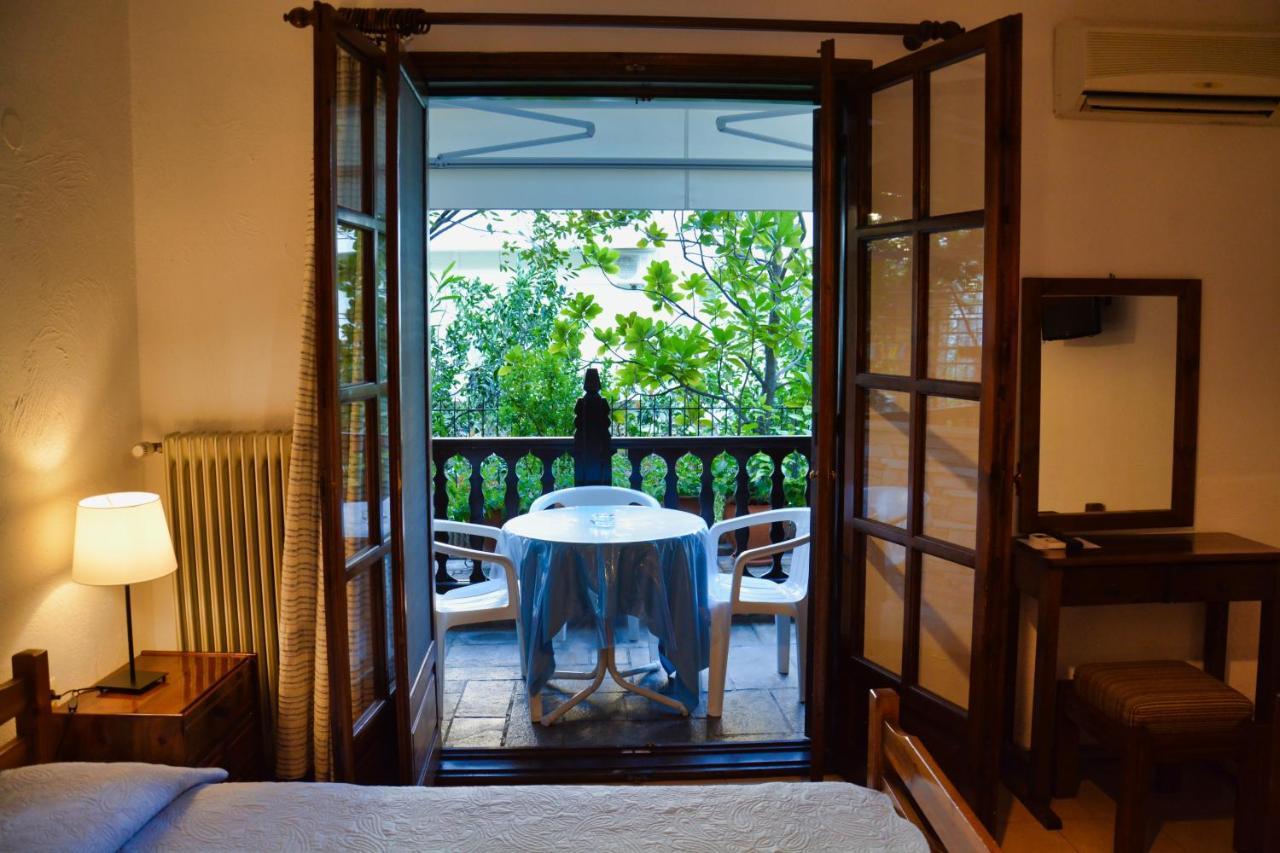 Papatzikos Traditional Guesthouse Неос Мармарас Екстериор снимка