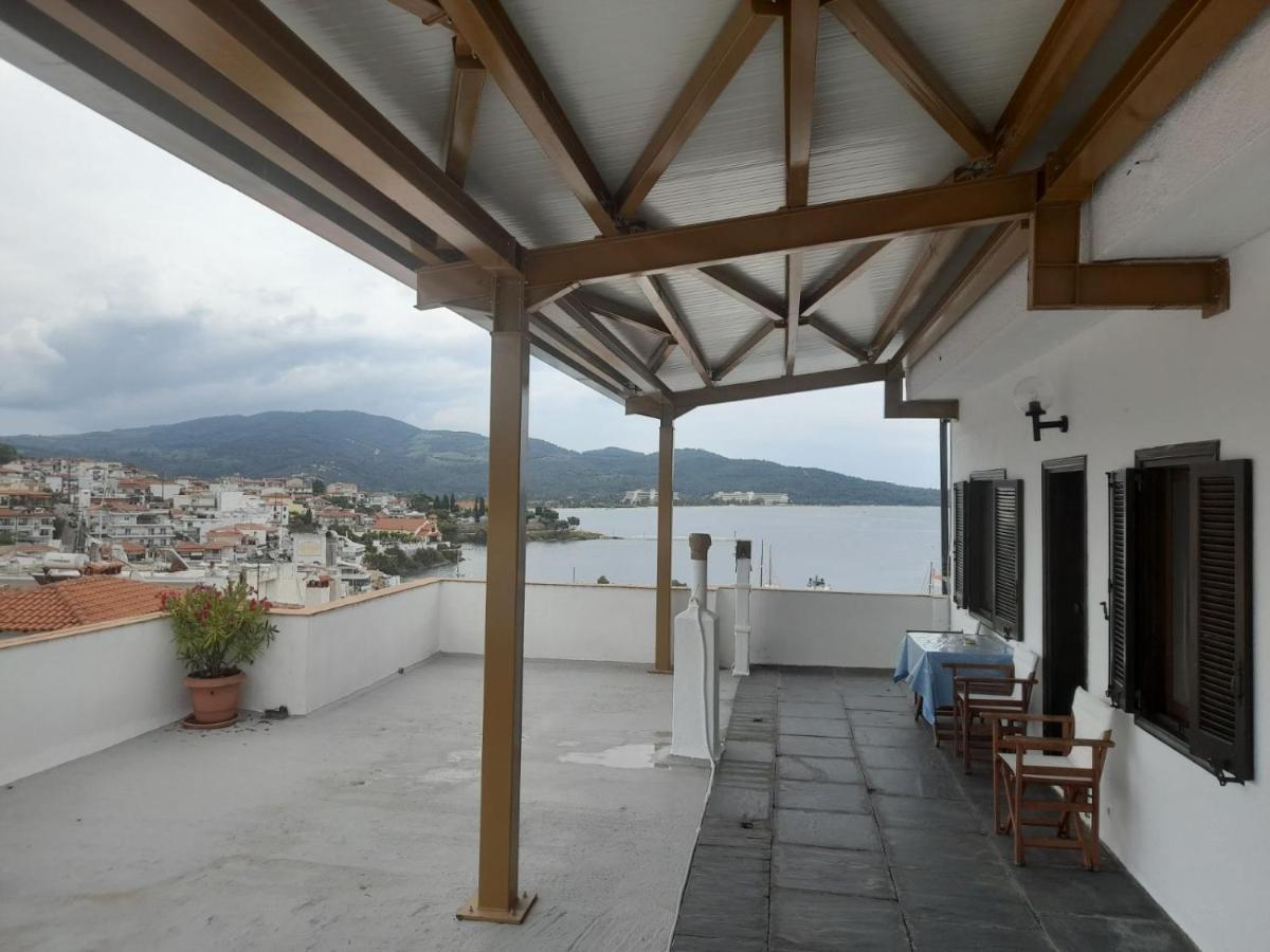 Papatzikos Traditional Guesthouse Неос Мармарас Екстериор снимка