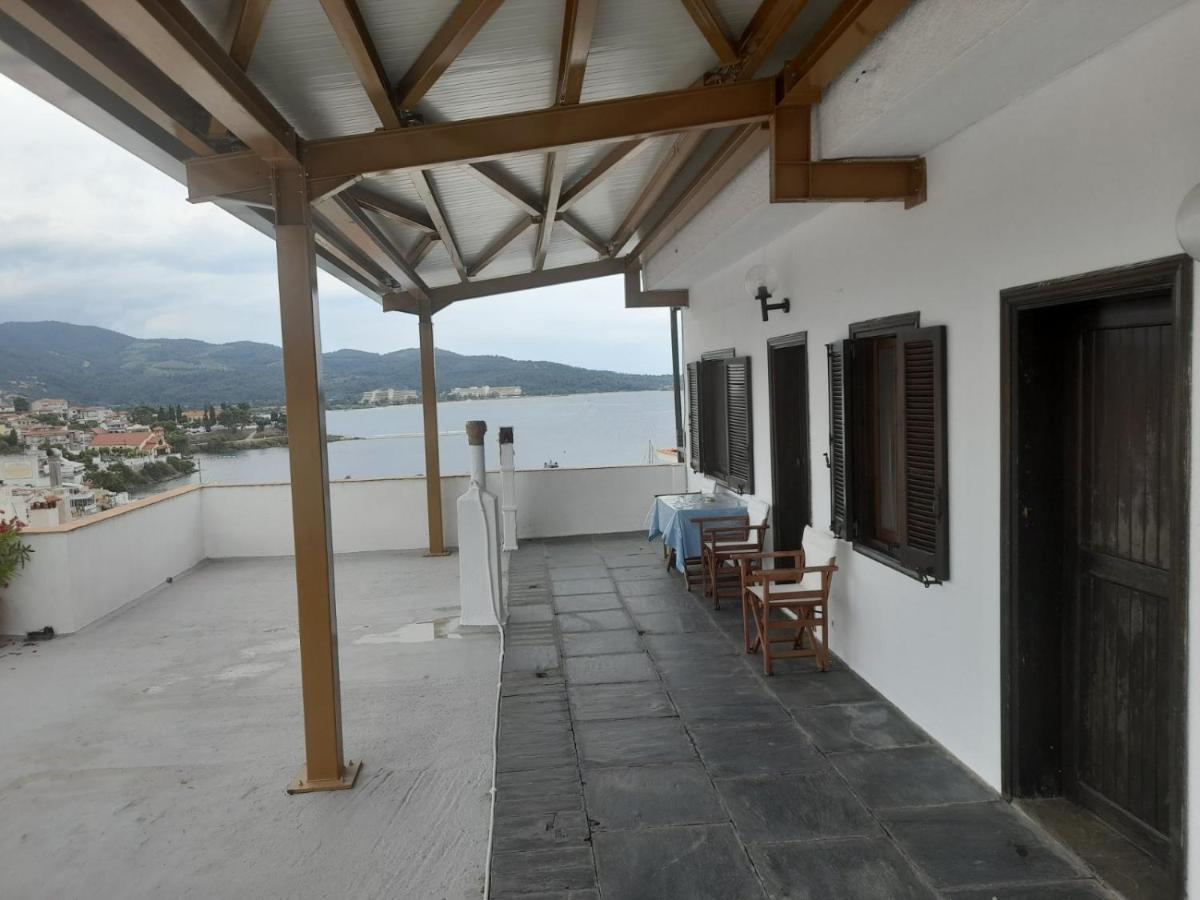 Papatzikos Traditional Guesthouse Неос Мармарас Екстериор снимка