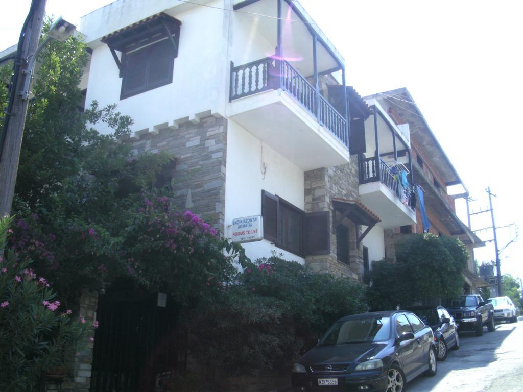 Papatzikos Traditional Guesthouse Неос Мармарас Екстериор снимка