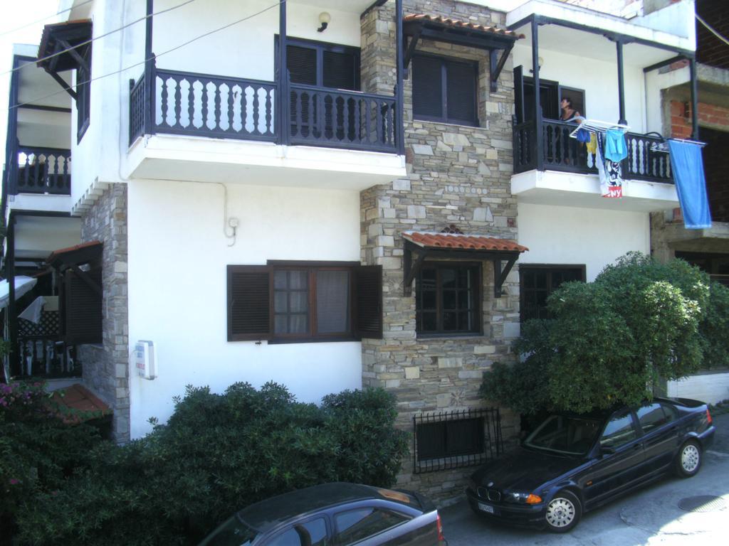Papatzikos Traditional Guesthouse Неос Мармарас Екстериор снимка